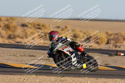 media/Nov-17-2024-CVMA (Sun) [[1fec520723]]/Race 17-Amateur Supersport Middleweight/